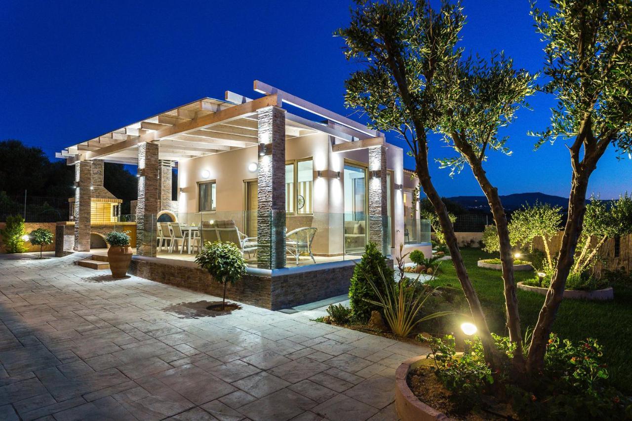 Villa Kokkinos Sfáka Esterno foto